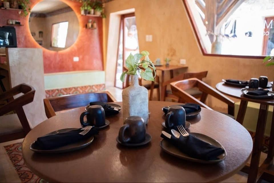 巴利亚多利德 图尼奇纳亚旅馆旅舍 外观 照片